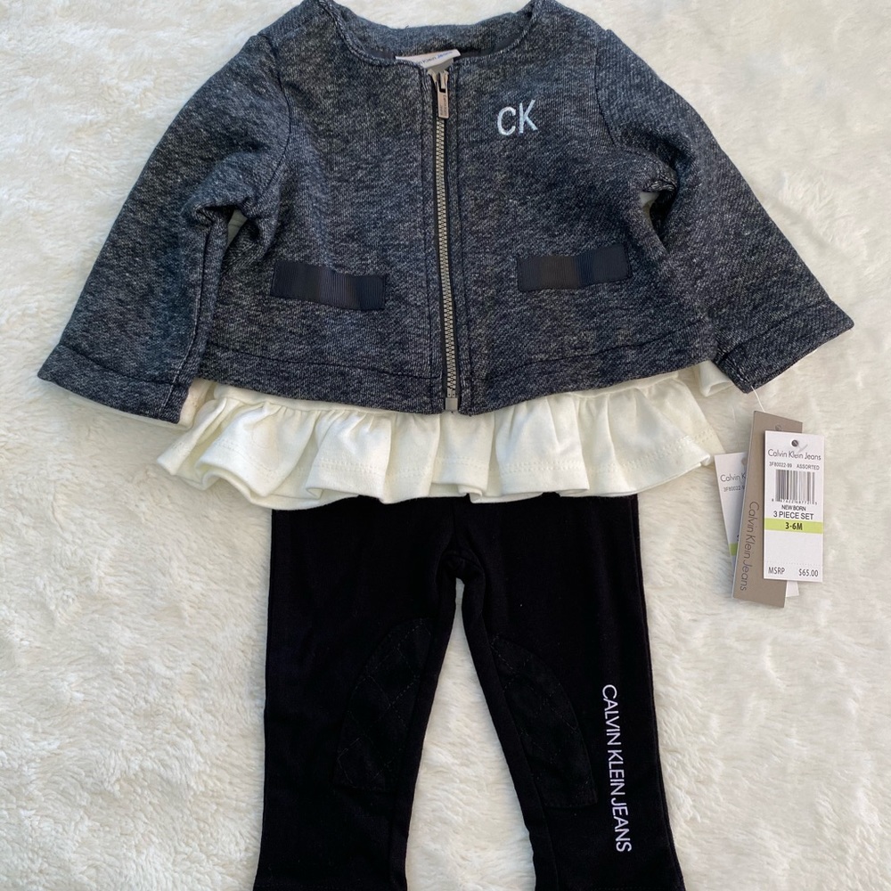 Calvin Klein Jeans NWT 3 Piece Set